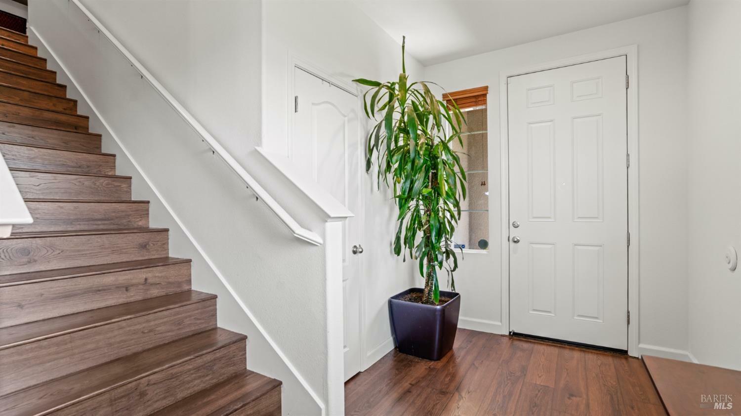 Property Photo:  428 Jacquelyn Lane  CA 94952 