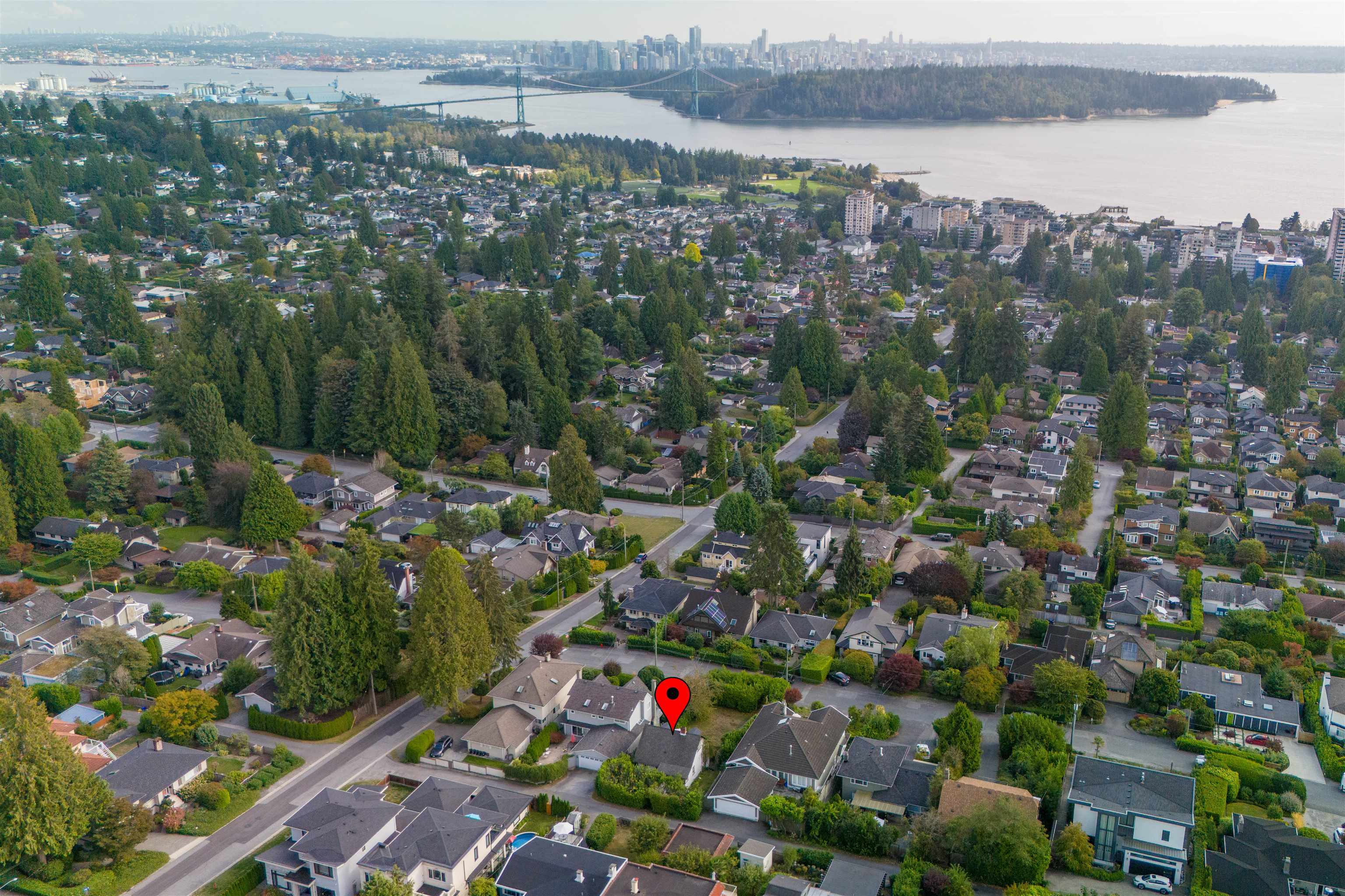 Property Photo: 1427 Lawson Avenue BC V7T 2E9
