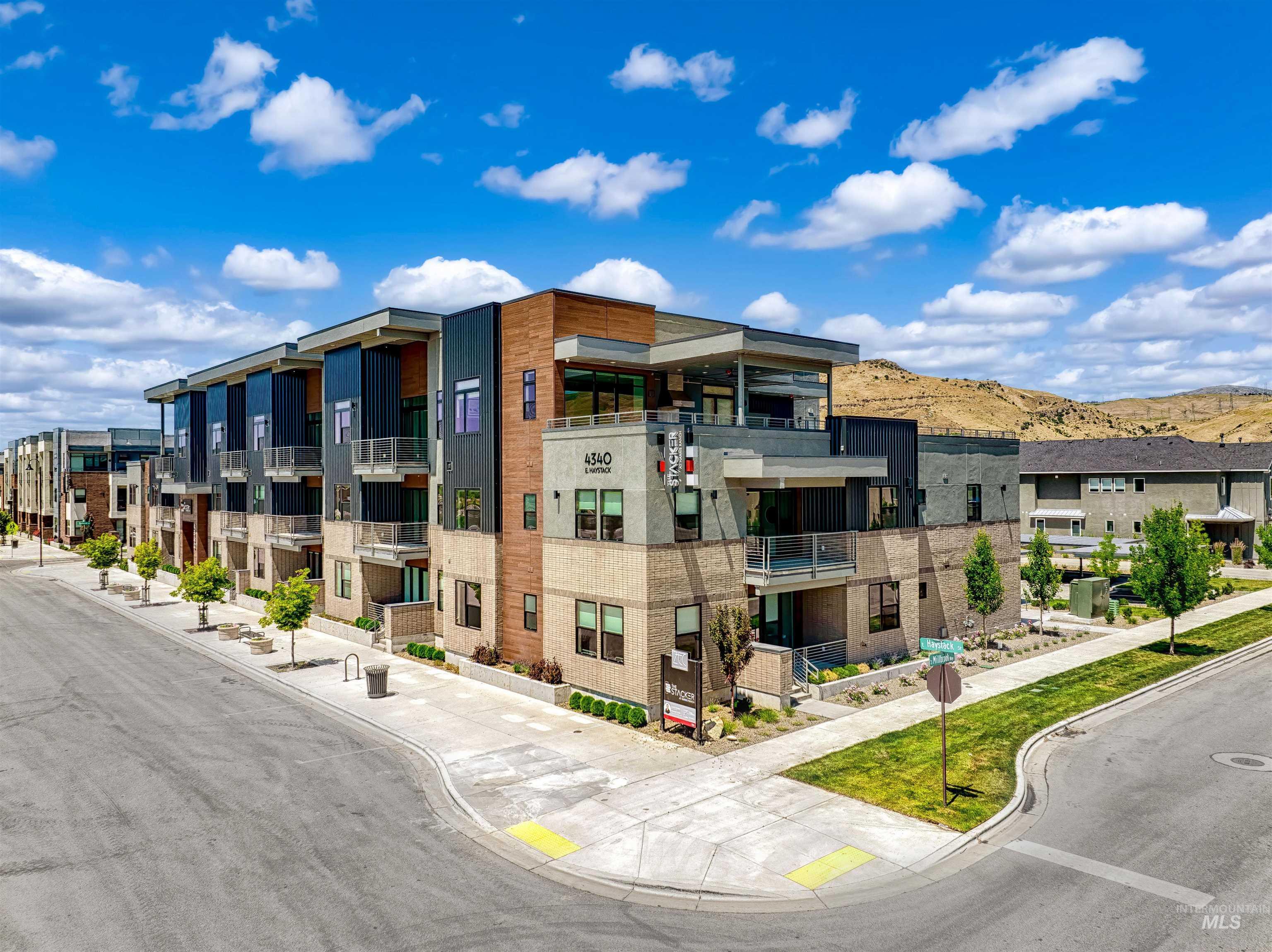 Property Photo: 4340 E Haystack St 107 ID 83716