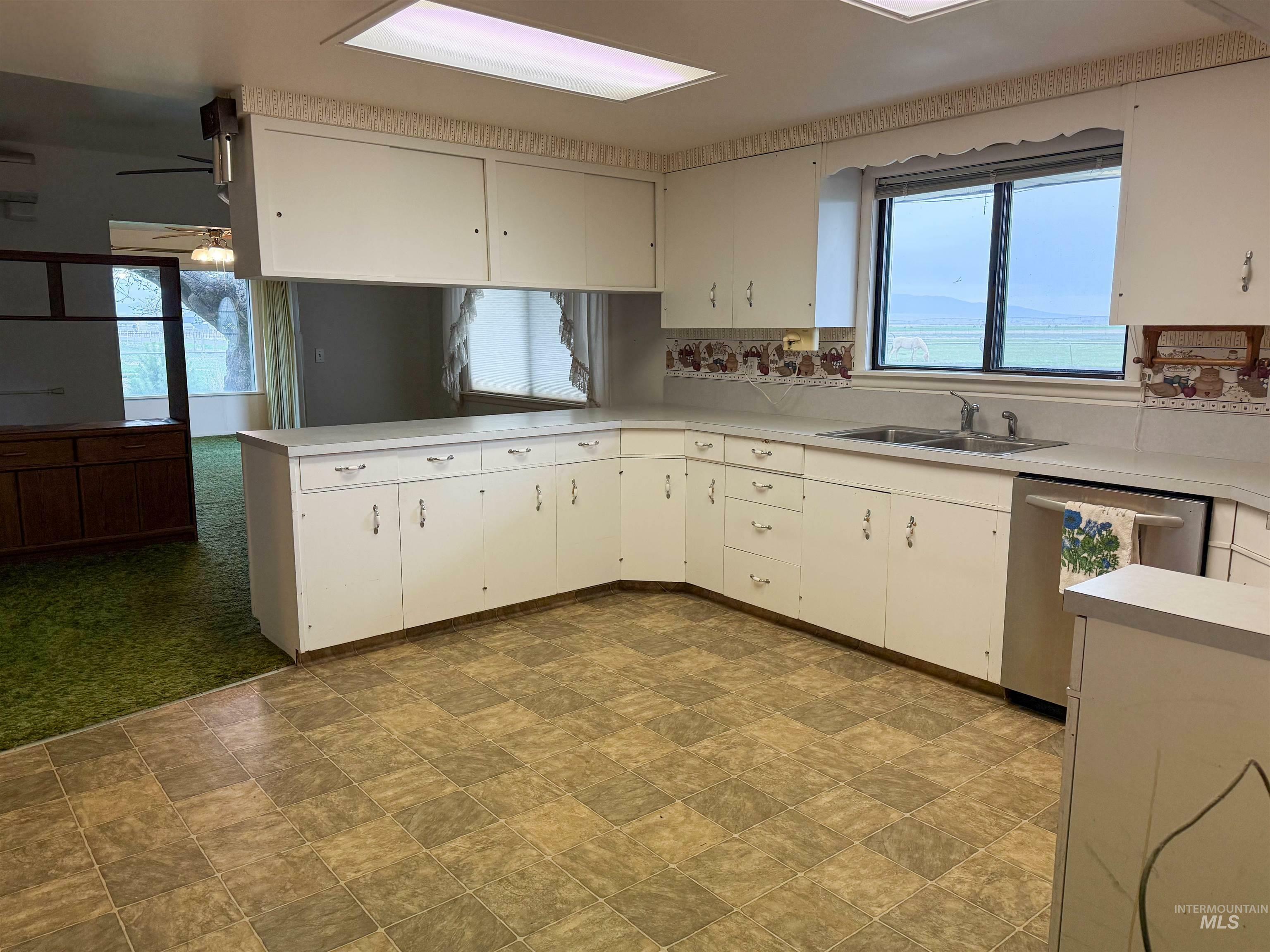 Property Photo: 2252 E 1500 S ID 83342