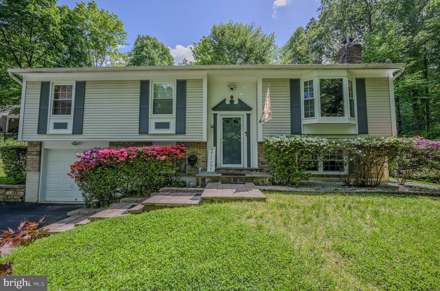 Property Photo: 12510 Basswood Drive VA 20112
