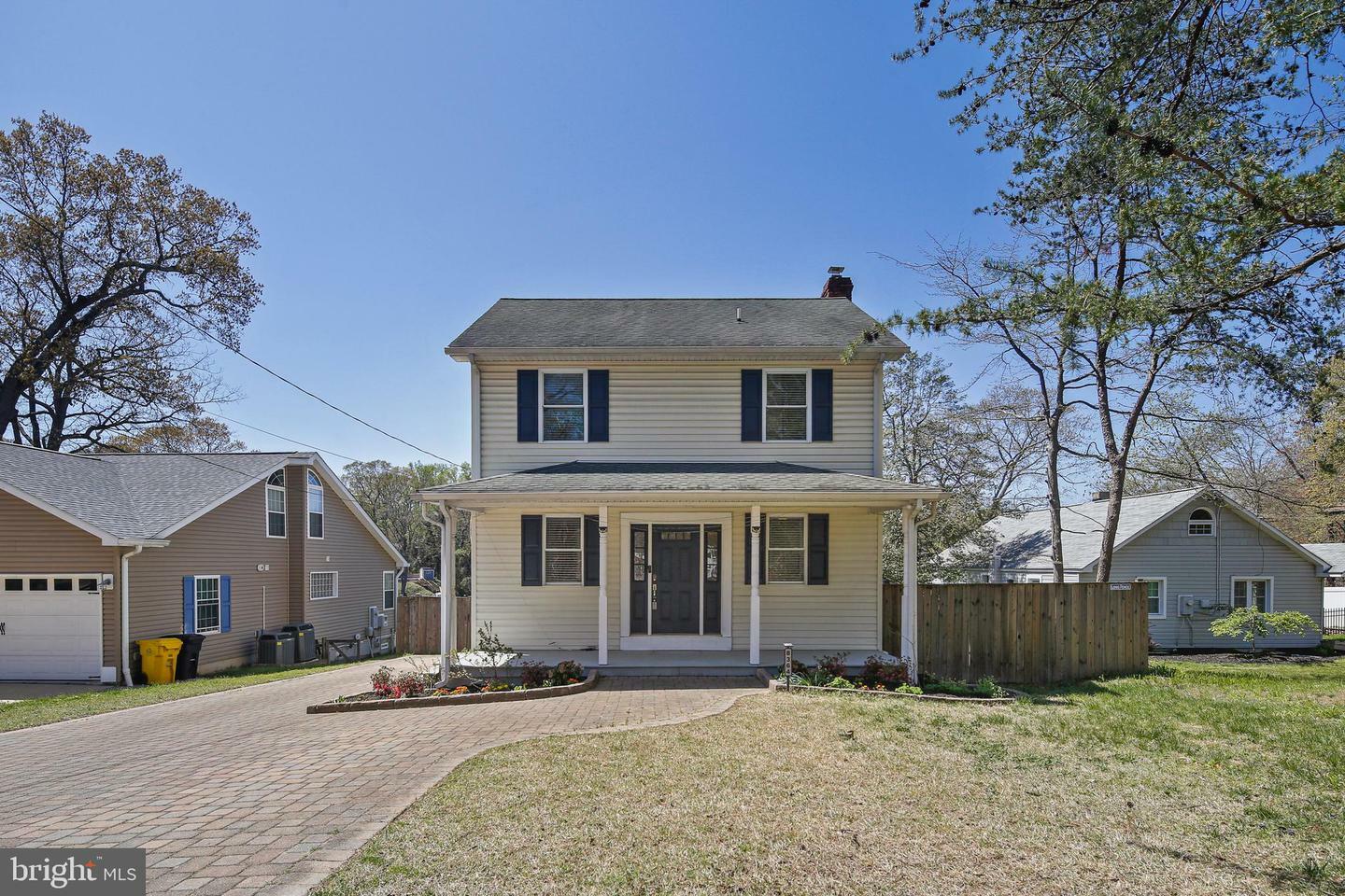 8364 Country Life Road  Pasadena MD 21122 photo