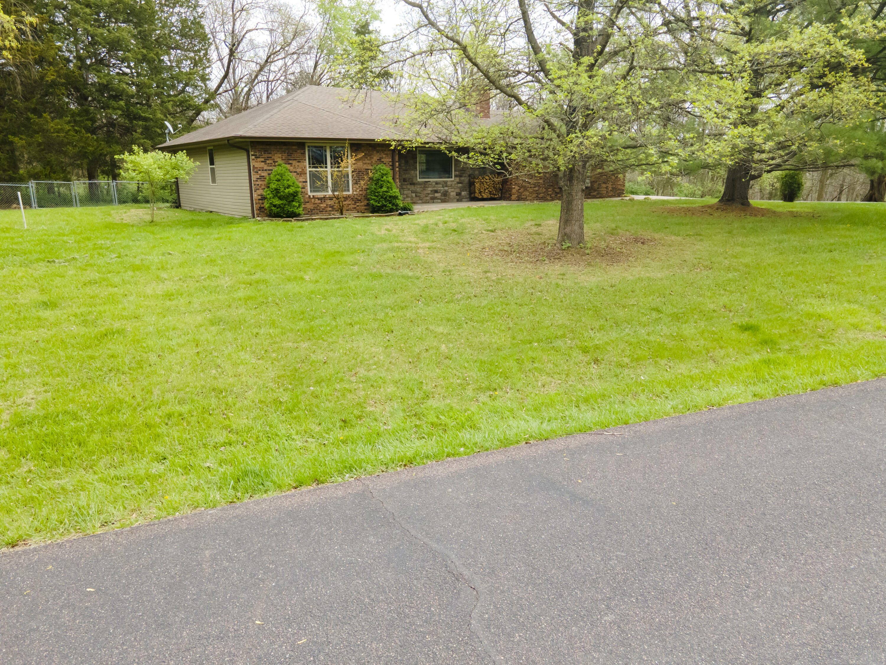 Property Photo: 6300 S Old Village Rd MO 65203
