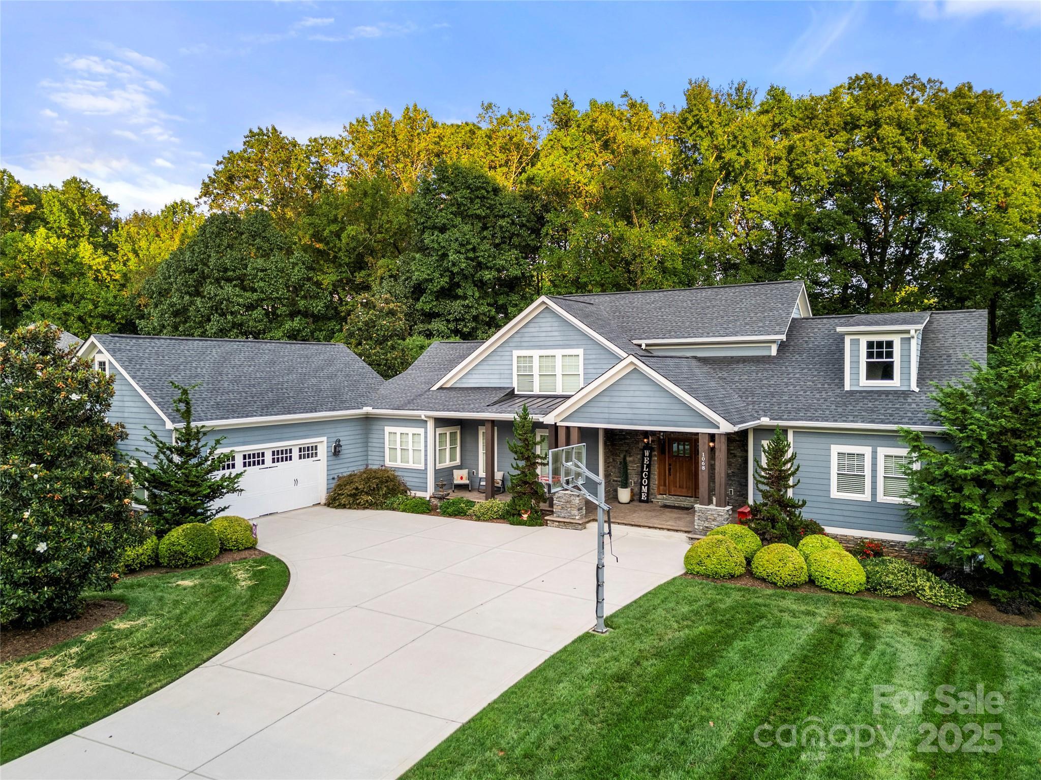 Property Photo: 1068 Grant Drive NC 28037