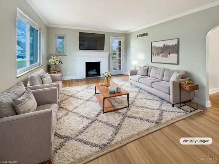 Property Photo: 7046 Beechmont Avenue OH 45230