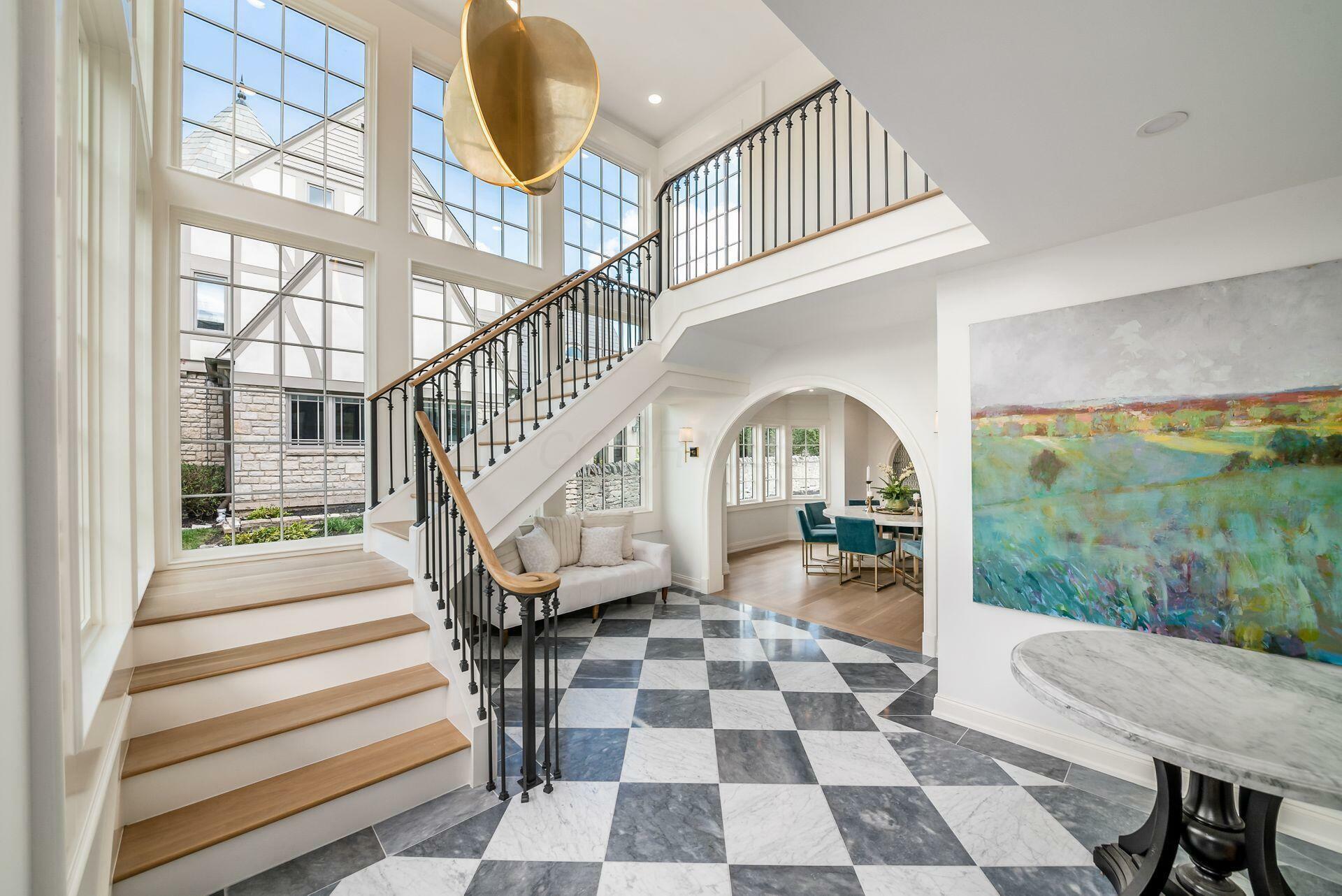 Property Photo: 2252 Club Road OH 43221
