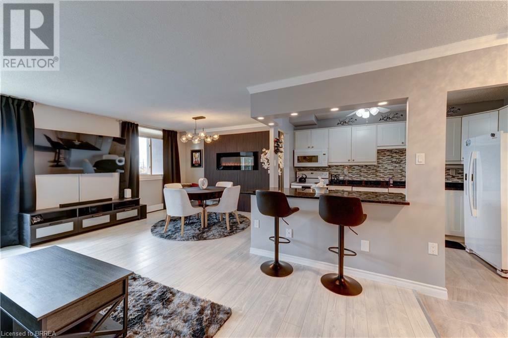 Property Photo: 640 West Street 307 ON N3R 6M3