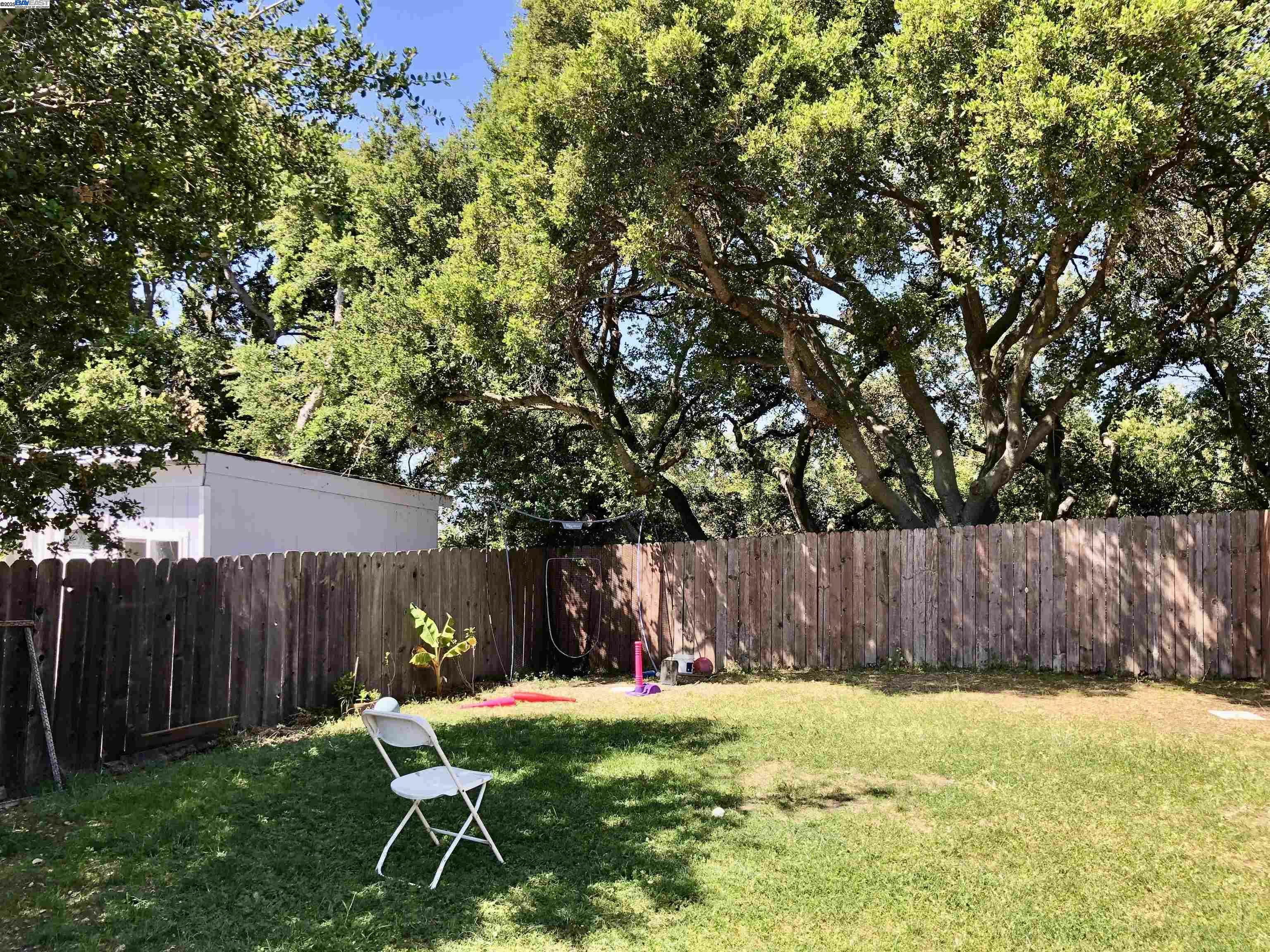 Property Photo: 1365 Highland Blvd CA 94542