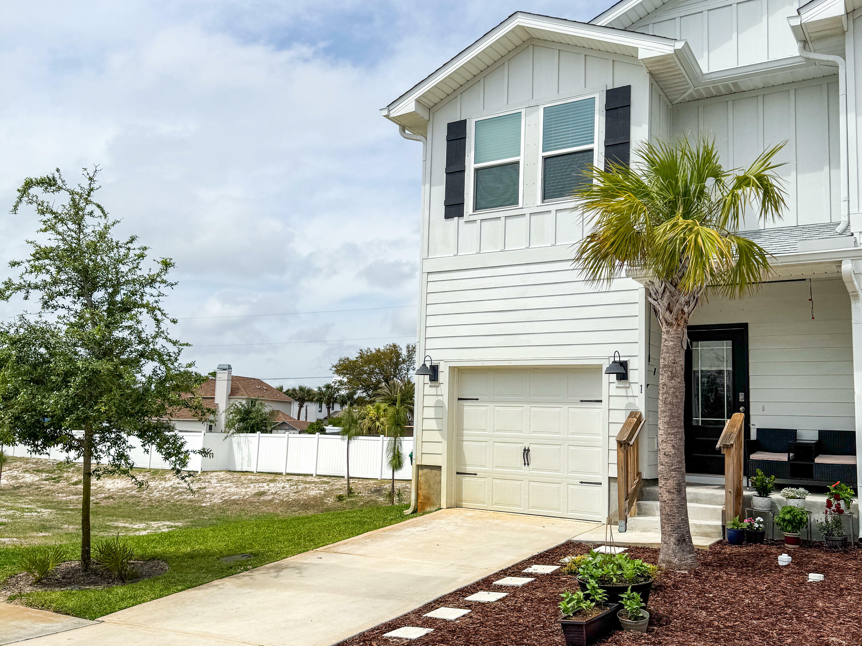 Property Photo: 1 Renea Cove FL 32541