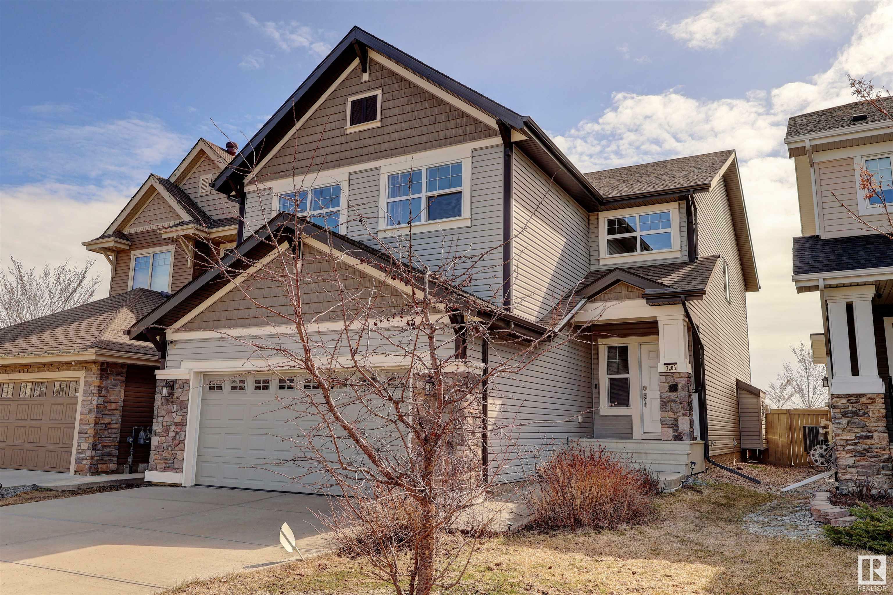 3205 Abbott Crescent SW  Edmonton AB T6W 2V3 photo
