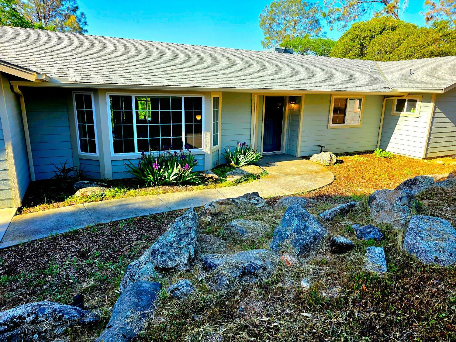 Property Photo: 47180 Lookout Mountain Drive CA 93614
