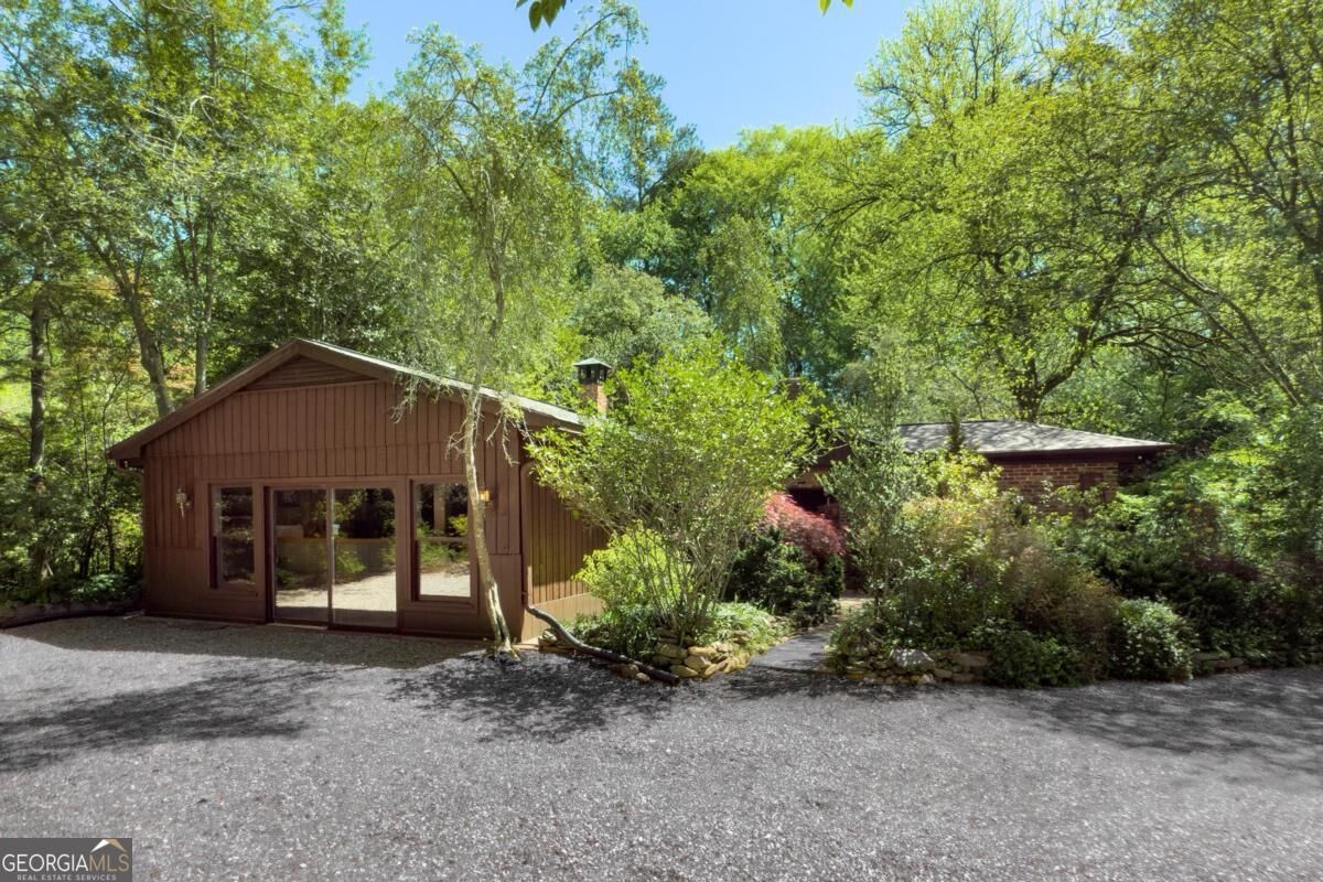 Property Photo: 1144 Evergreen Drive NE GA 30319