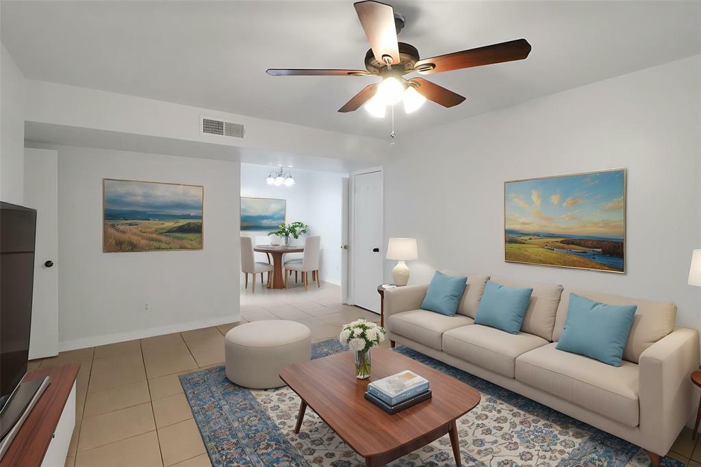 Property Photo: 5929 Queensloch Drive 234 TX 77096