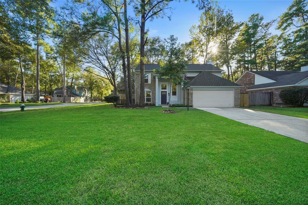 Property Photo: 102 Rockridge Drive TX 77381