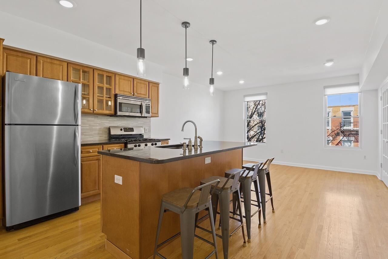 Property Photo:  379 2nd St 3  NJ 07302 