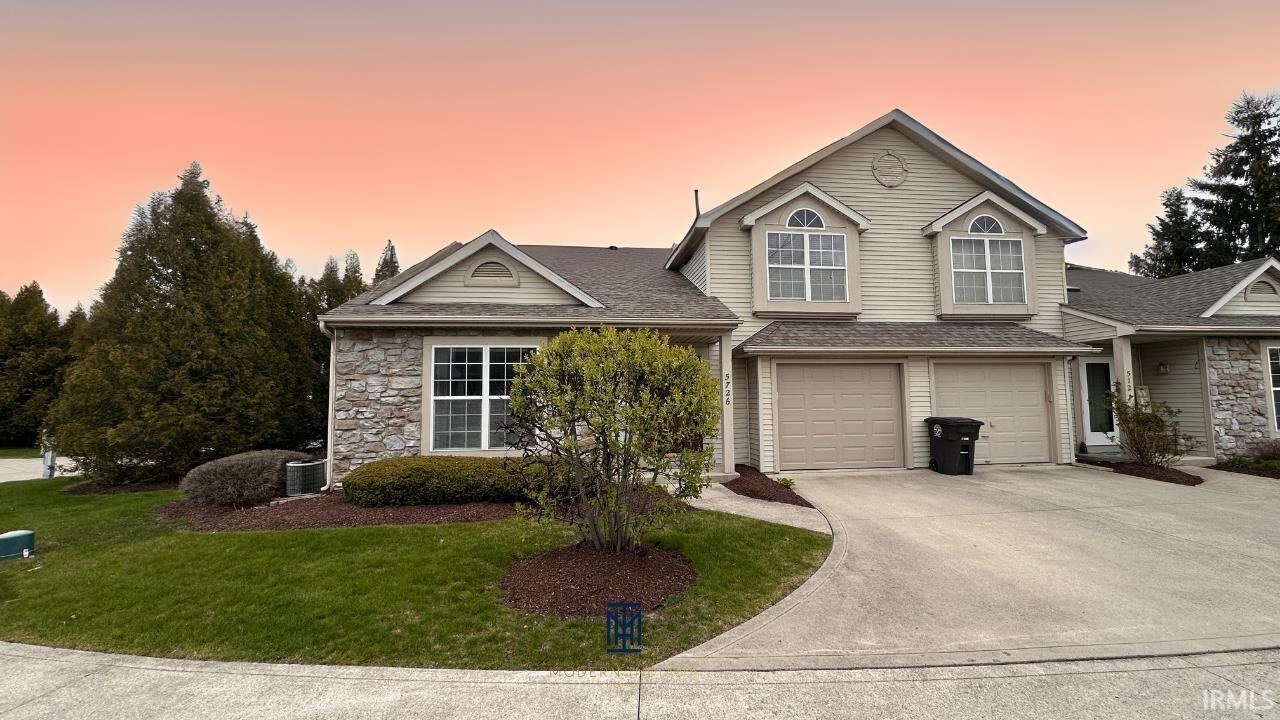 Property Photo: 5726 Thornbriar Lane IN 46835-3875