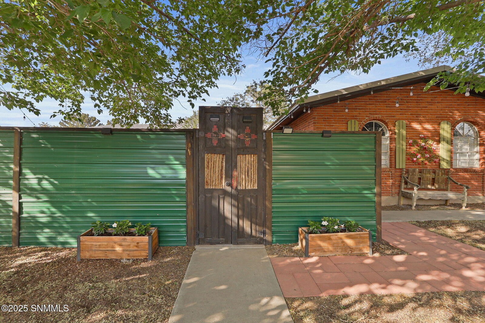 Property Photo:  1708 Aspen Avenue  NM 88005 