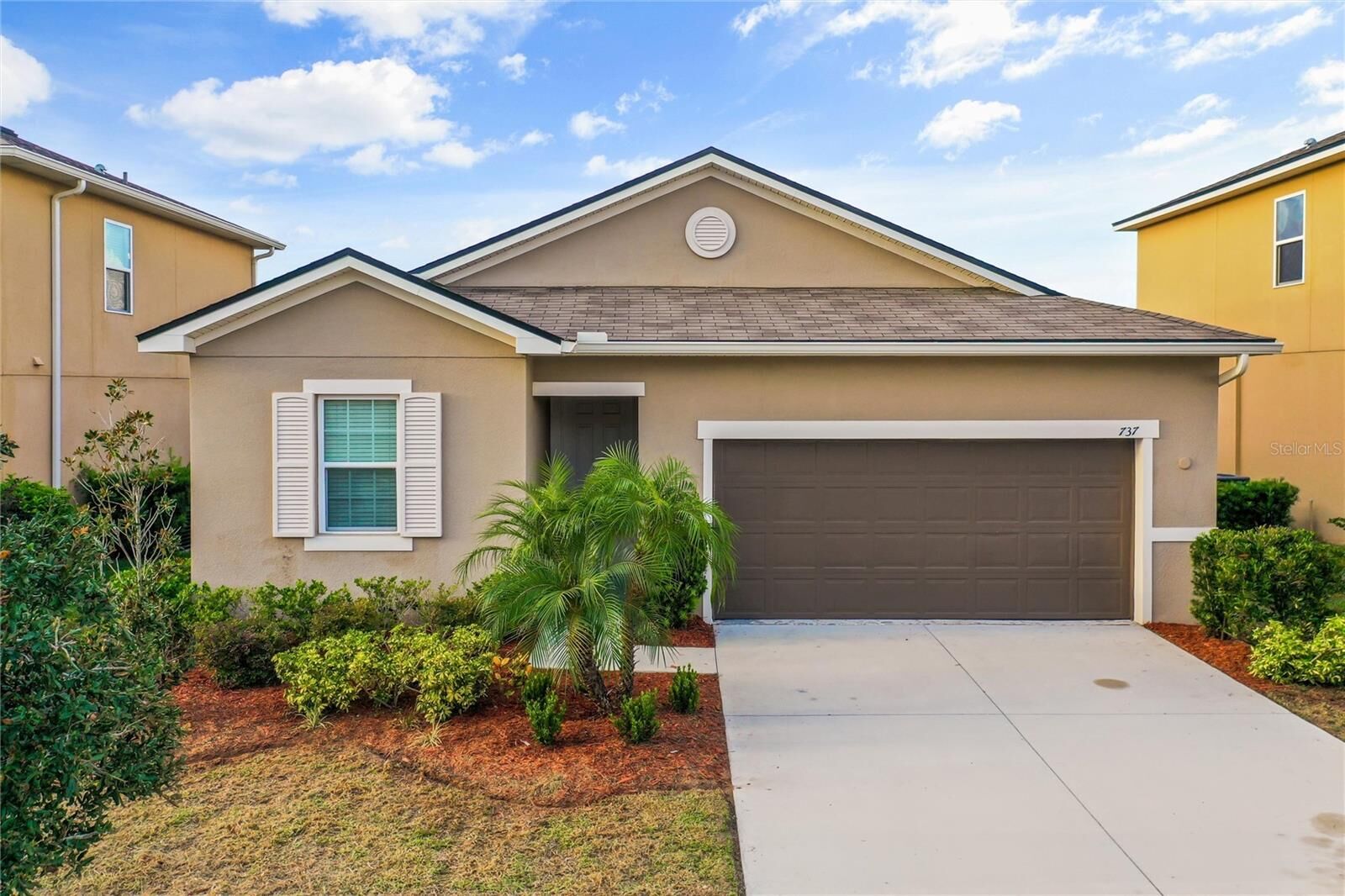 Property Photo:  737 Meadow Pointe Drive  FL 33844 