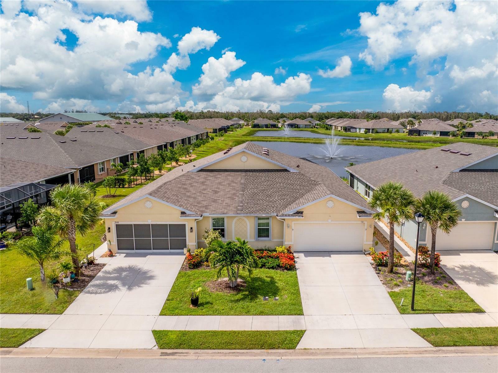 Property Photo: 7232 W Lenox Circle FL 33950