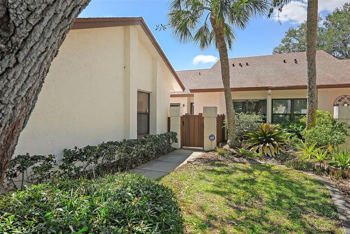 Property Photo:  14926 Feather Cove Road  FL 33762 