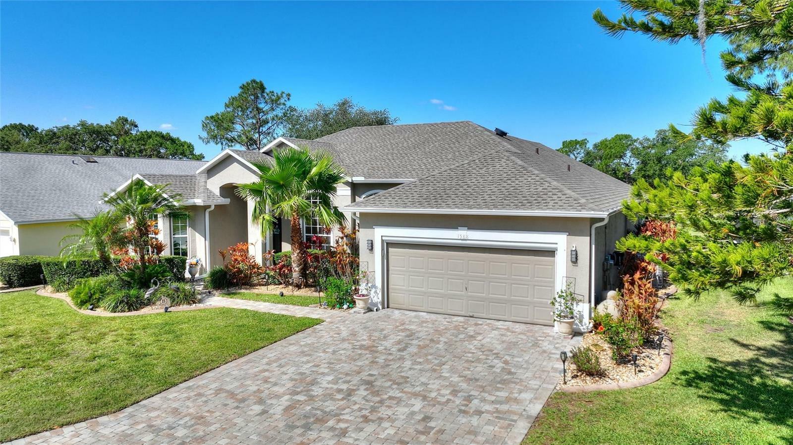 Property Photo: 1588 Forest Hills Lane FL 33844