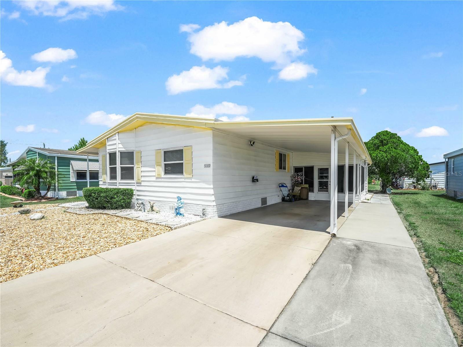 Property Photo: 5027 Forest Crest Drive FL 33810