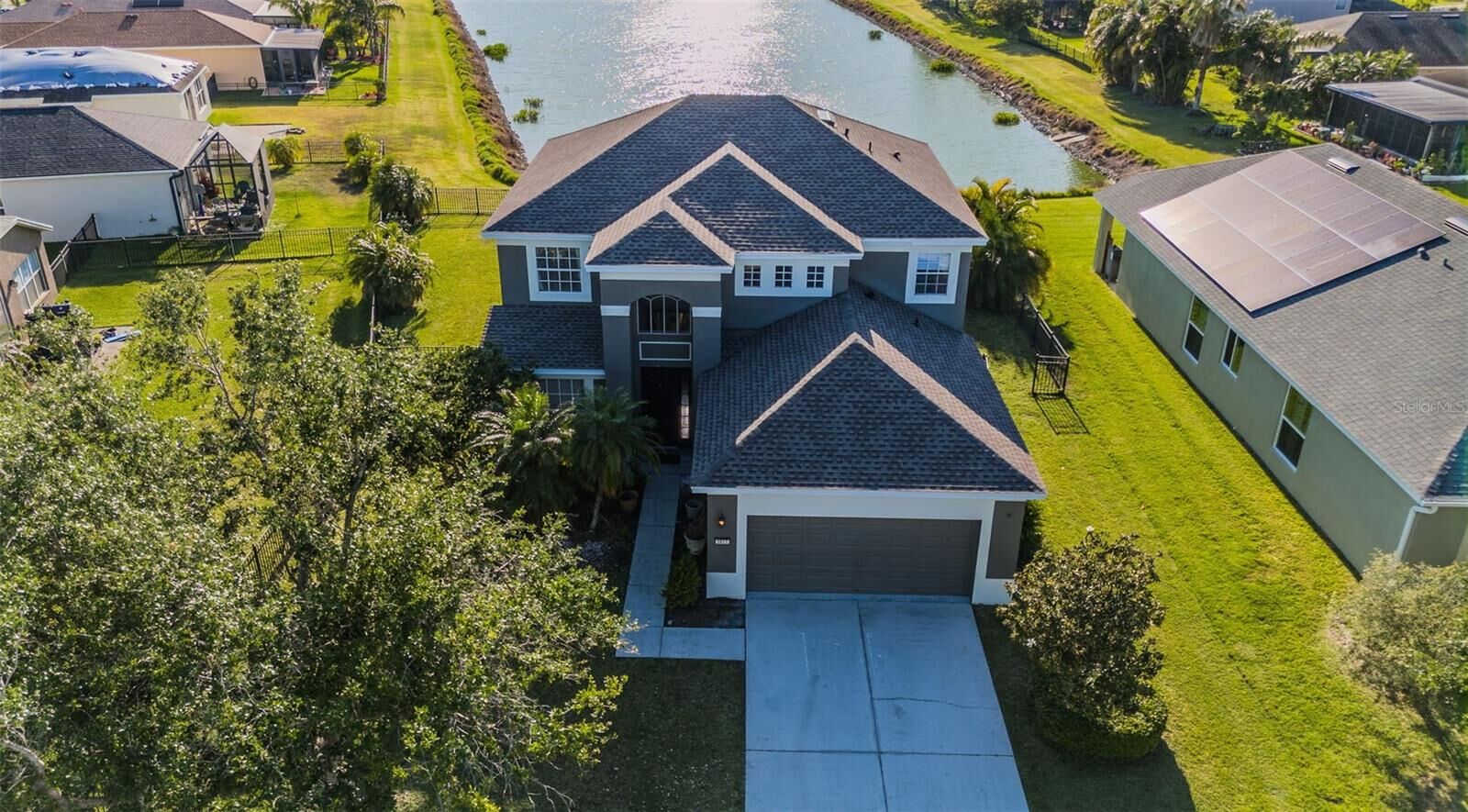 Property Photo: 5011 100th Drive E FL 34219