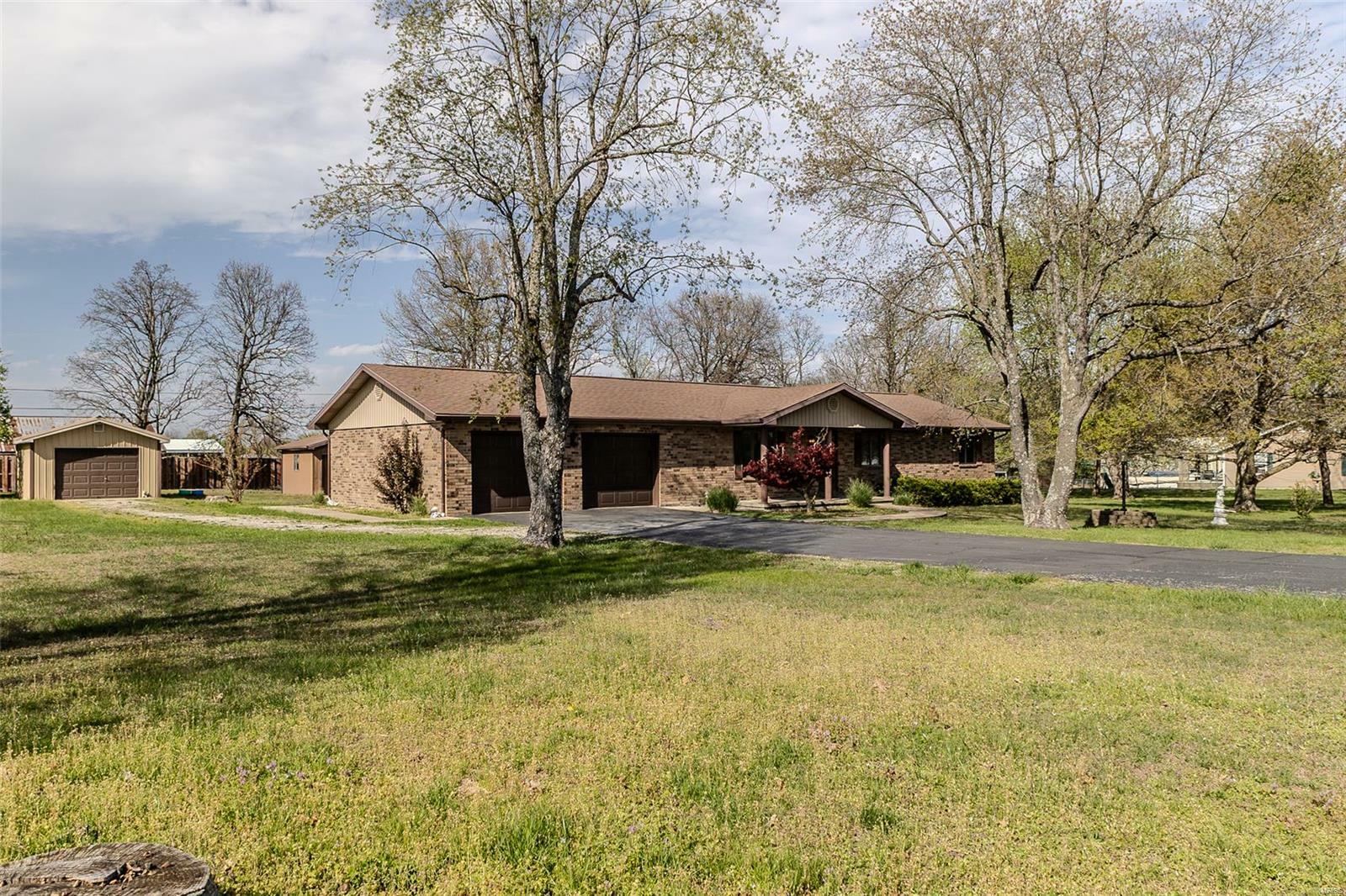 Property Photo: 173 Addison Drive MO 65536