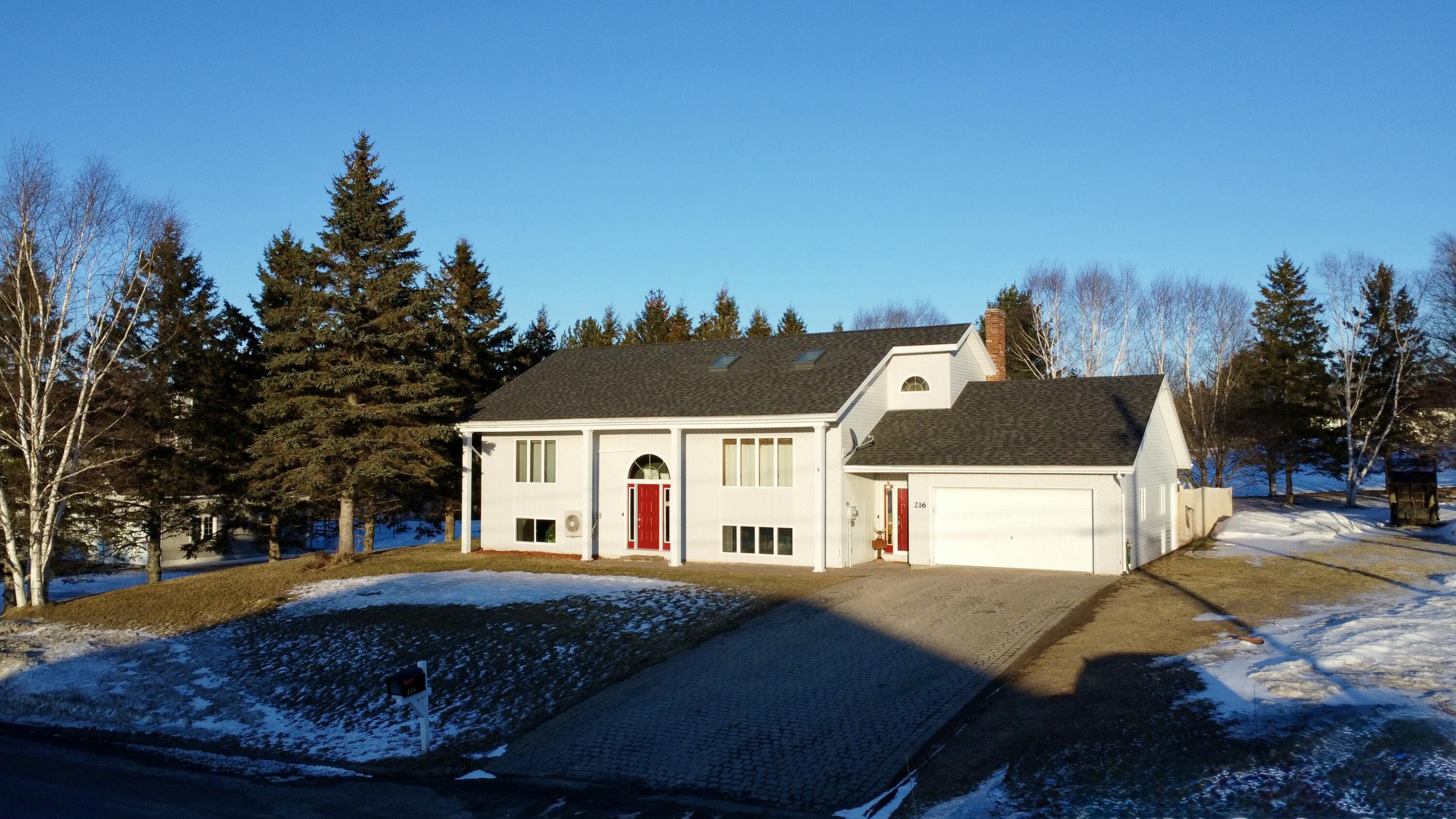 Property Photo: 216 21st Avenue ME 04756