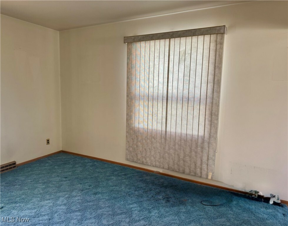 Property Photo:  3106 Northwest Boulevard NW  OH 44485 