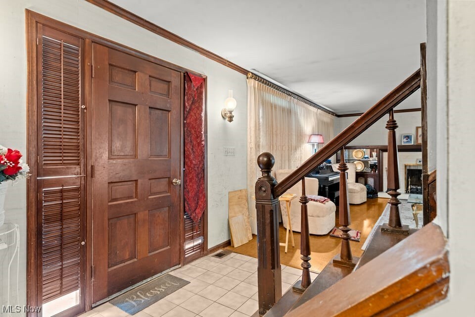 Property Photo: 523 Catlin OH 44143