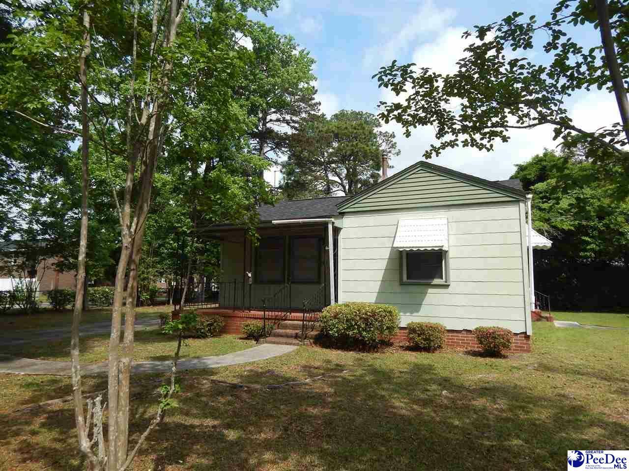 Property Photo: 1625 Pineland Ave SC 29501
