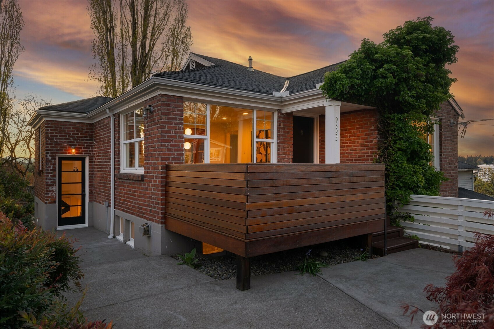 9523  4th Avenue NE  Seattle WA 98115 photo
