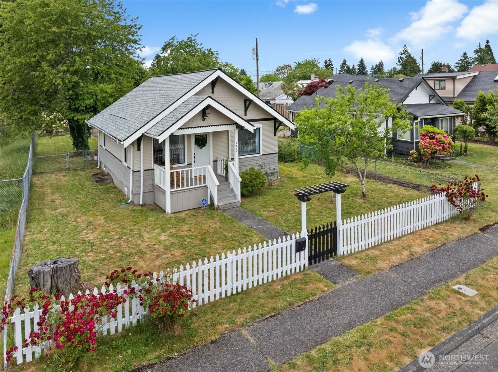 Property Photo:  7436  Tacoma Avenue S  WA 98408 