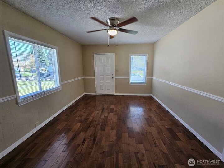 Property Photo:  329  26th Avenue  WA 98632 