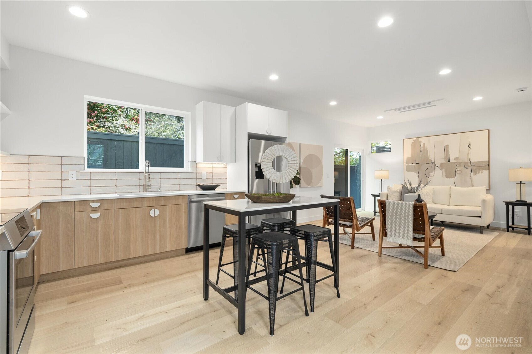 Property Photo: 3108 NE 75th Street WA 98115