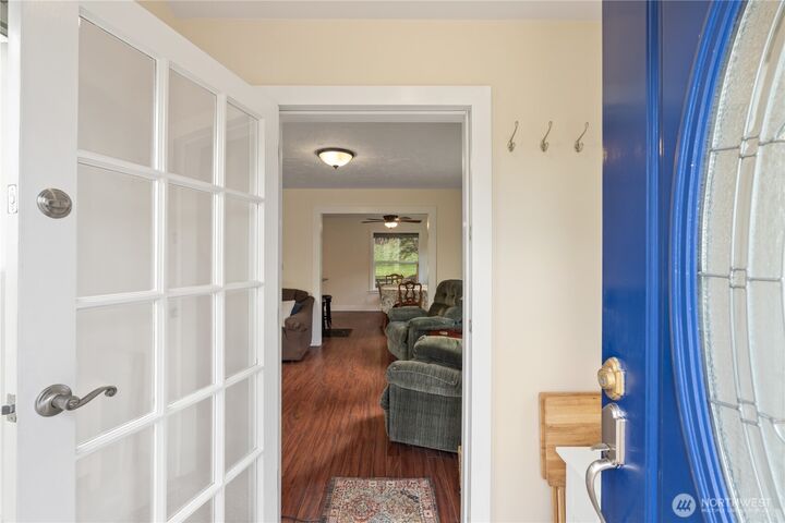 Property Photo:  1900  Laura Street  WA 98520 