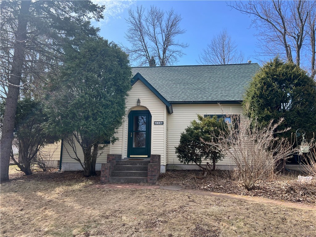 Property Photo: 114 8th Avenue WI 54871