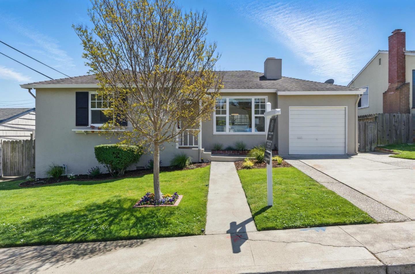 Property Photo: 1659 Juniper Avenue CA 94066
