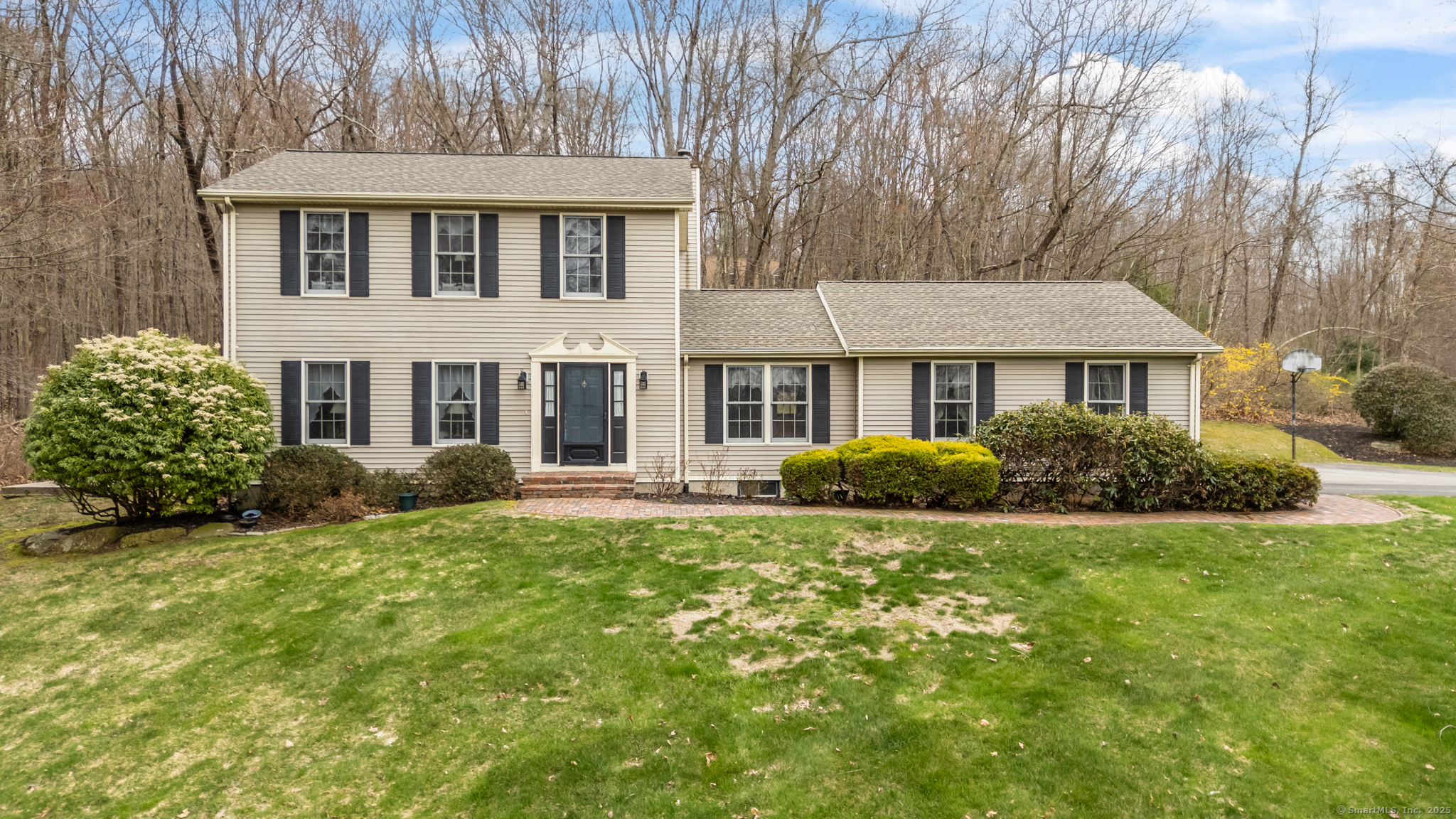 Property Photo: 16 Windrush Lane CT 06232