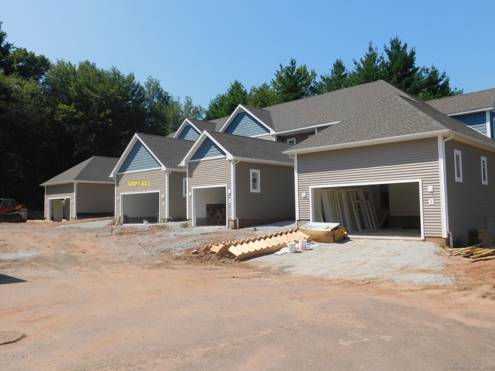 Property Photo:  1985 West Street 11  CT 06489 