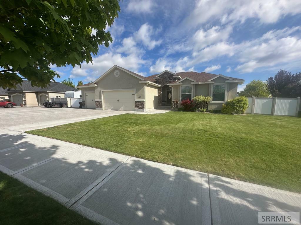 Property Photo: 671 Lapoloma Drive ID 83404