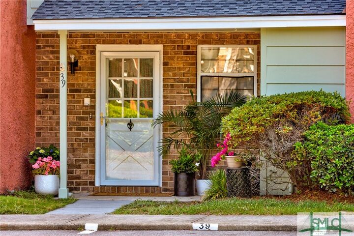 Property Photo: 39 Helmsman Court GA 31410