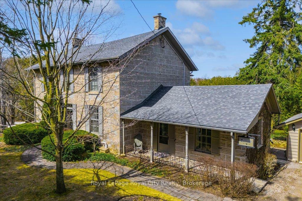 Property Photo: 292 South River Road ON N0B 1S0