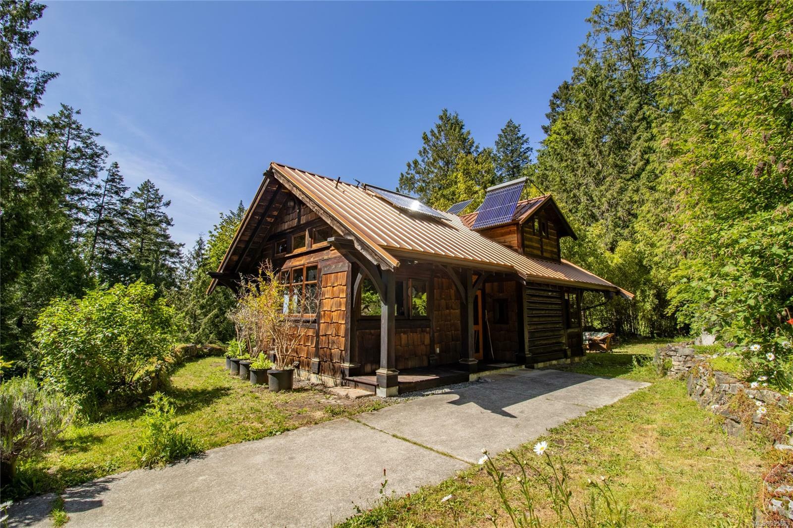 Property Photo:  1208 Otter Bay Rd  BC V0N 2M1 