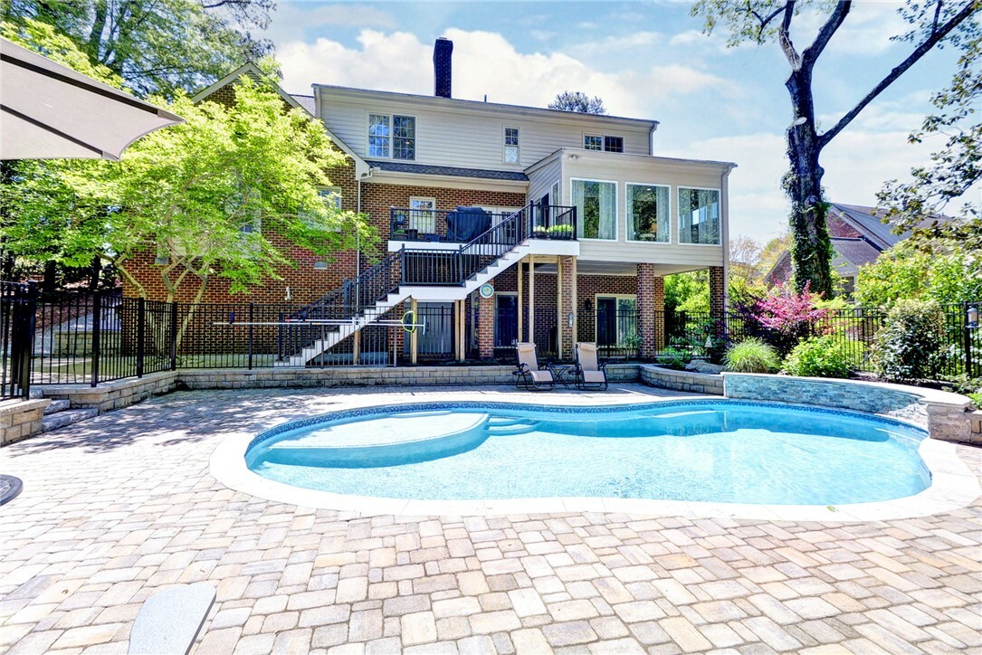 Property Photo: 300 Indian Springs Road VA 23185