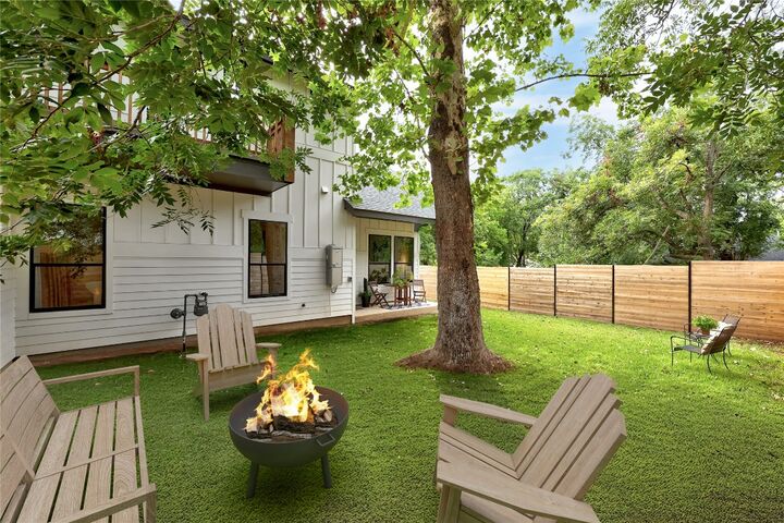 Property Photo: 760 Mansell Drive TX 78702
