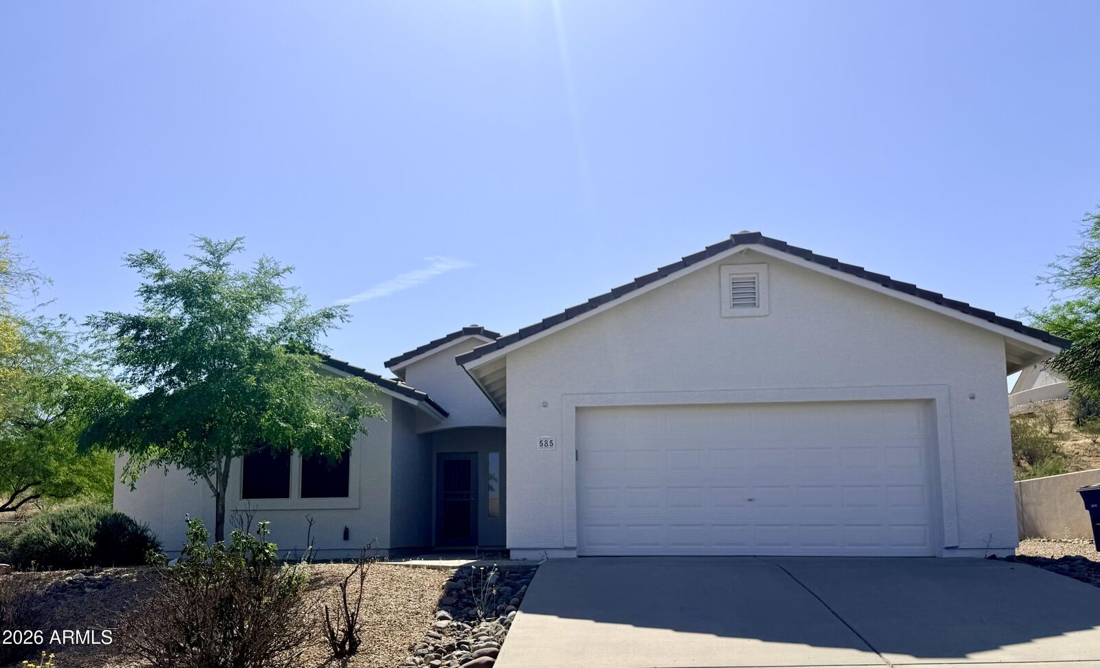 Property Photo:  585 S Lincoln Street  AZ 85390 