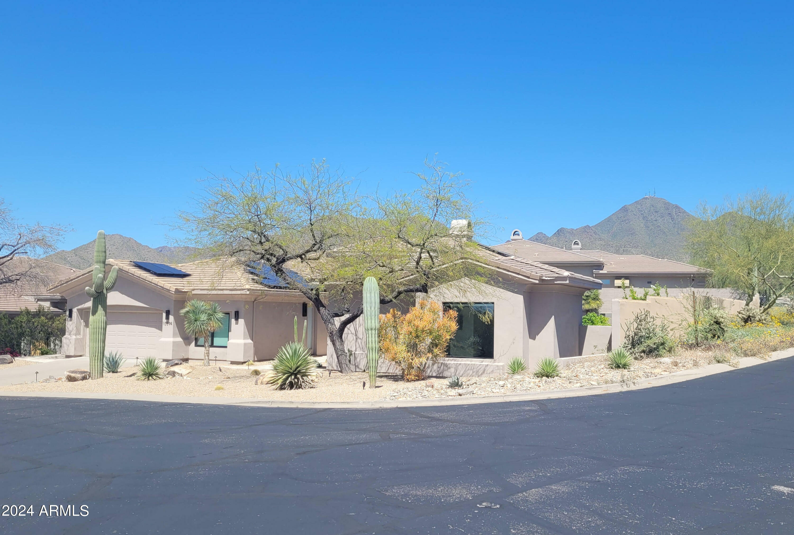10694 E Firethorn Drive  Scottsdale AZ 85255 photo