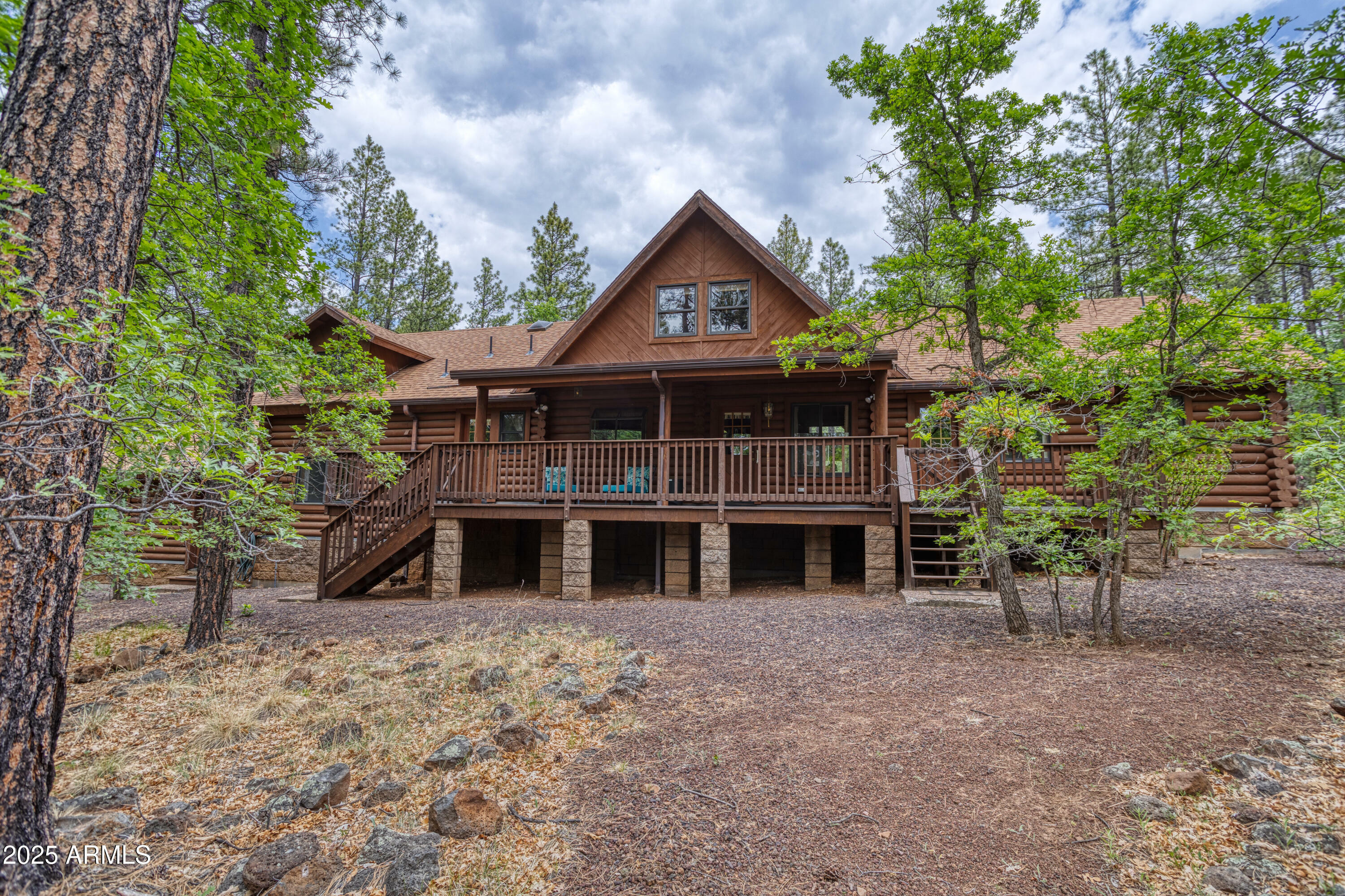 Property Photo: 2735 Bobcat Gulch -- AZ 85935